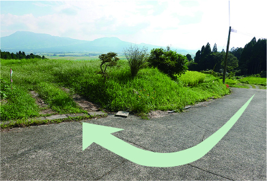 棚田に着くとすぐ右にⓟ